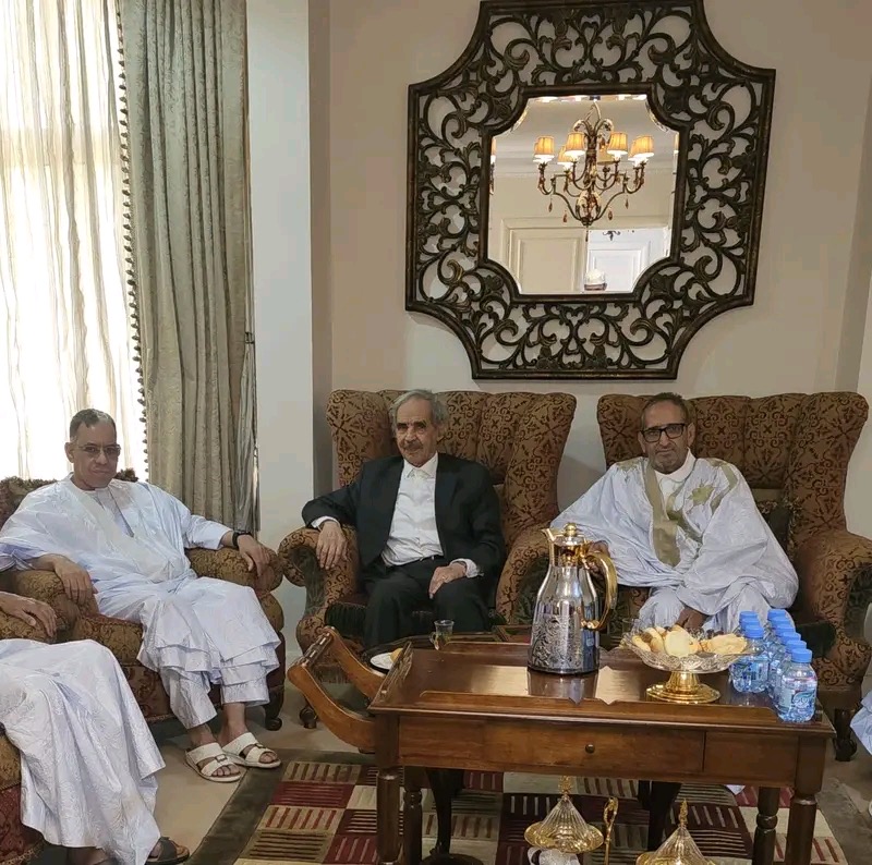 السفير الموريتاني في الدوحة يزور الرئيس السابق معاوية ولد الطايع