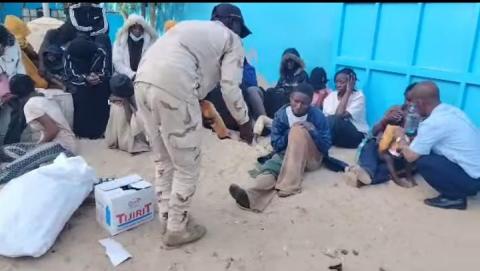 اعتراض قارب للهجرة غير النظامية على متنه 193 شخصًا