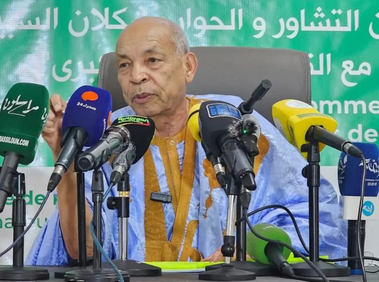 موسى فال يقترح الاثنين موعداً لاستكمال ترتيبات الحوار الوطني