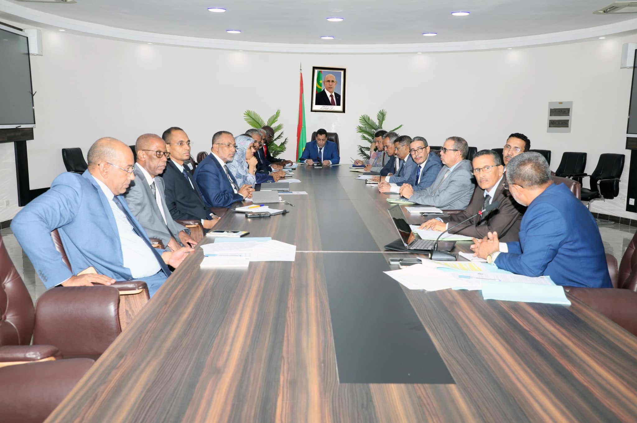 الوزير الاول يوجه بمواصلة إعداد الصيغة النهائية لمرسوم تصنيف المؤسسات